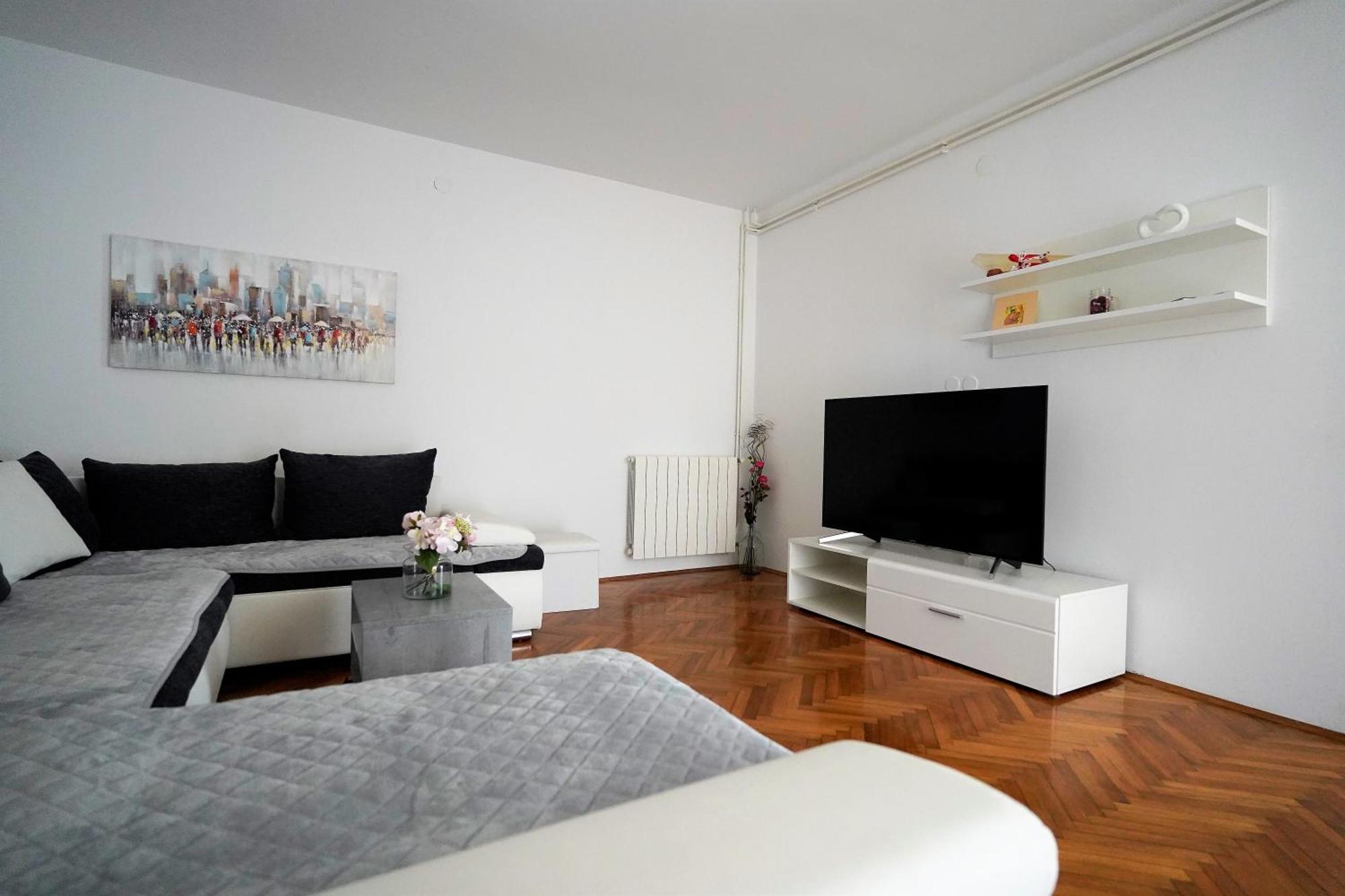 פאז'אנה Apartman Nada I מראה חיצוני תמונה